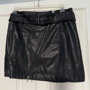 Free People black leather mini skirt fleece lined size 4